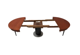 Art Deco Modernist Round Extendable Dining Room Table by Hendrik Wouda, 1931